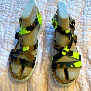 Fred sandals